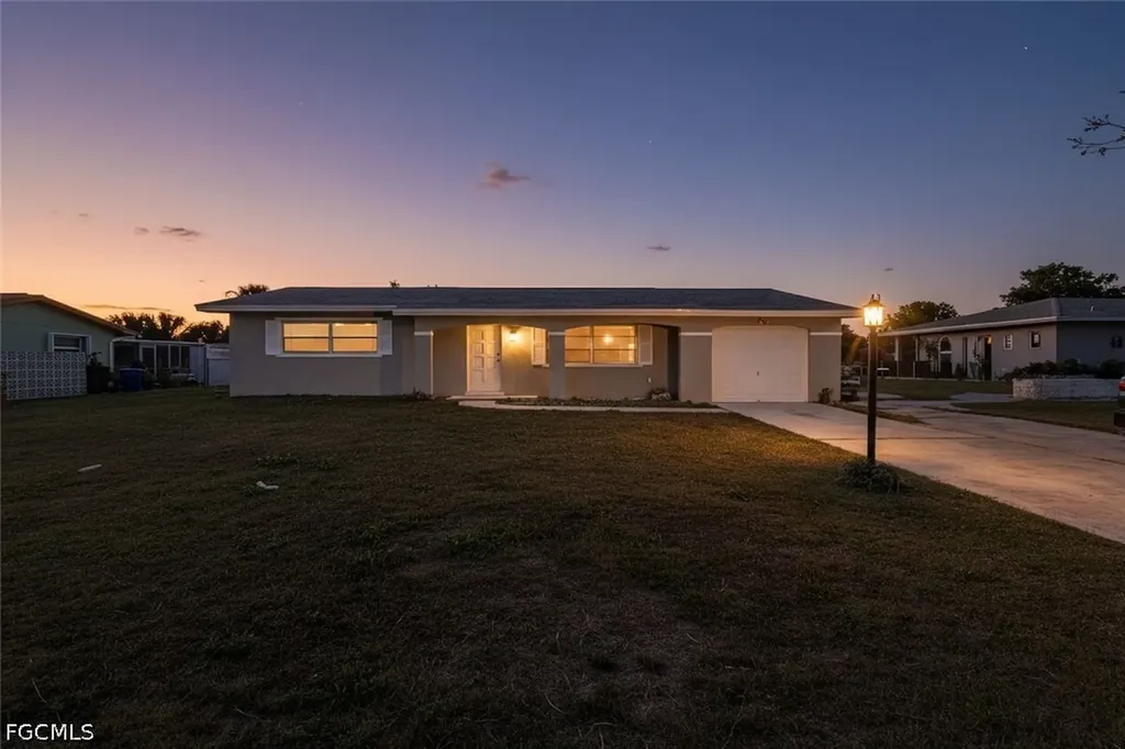 211 S Lake Drive Lehigh Acres FL 33936