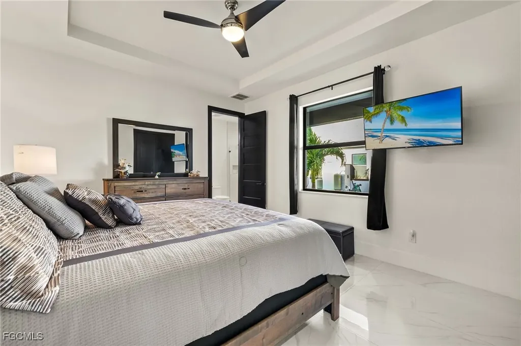 3303 NW 14th Street Cape Coral FL 33993