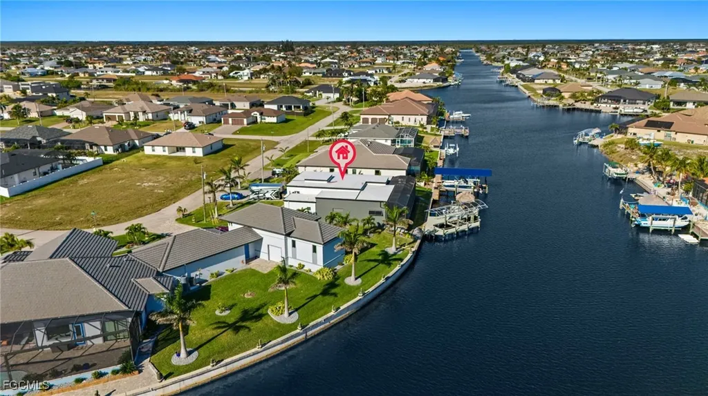 3303 NW 14th Street Cape Coral FL 33993