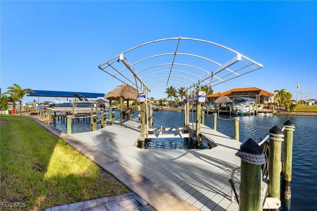 3303 NW 14th Street Cape Coral FL 33993