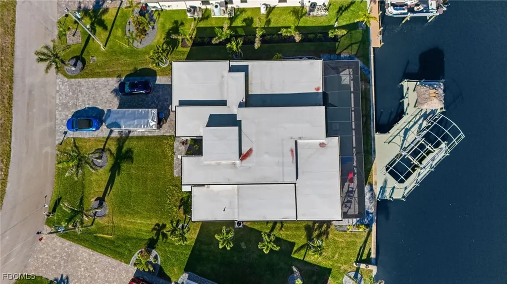 3303 NW 14th Street Cape Coral FL 33993