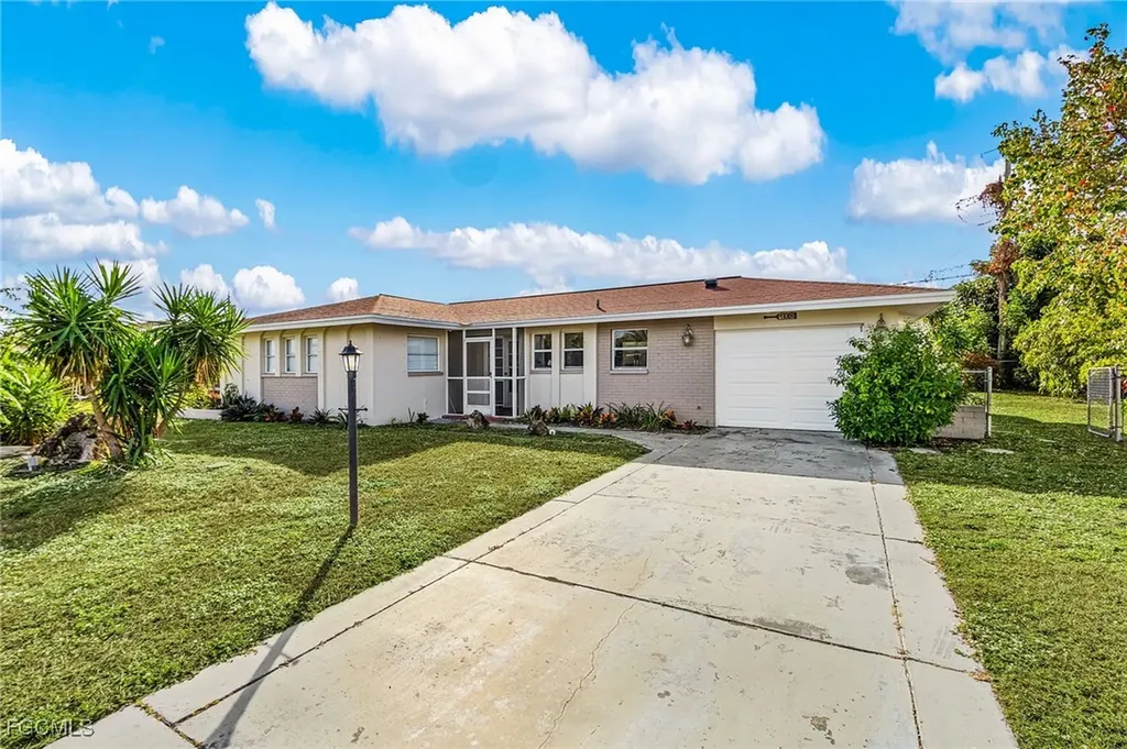 108 SE 42nd Terrace Cape Coral FL 33904