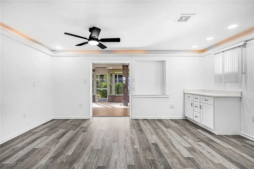 108 SE 42nd Terrace Cape Coral FL 33904