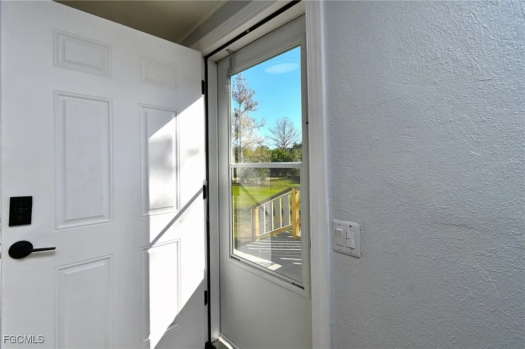 22950 Tinas Lane Fort Myers FL 33913
