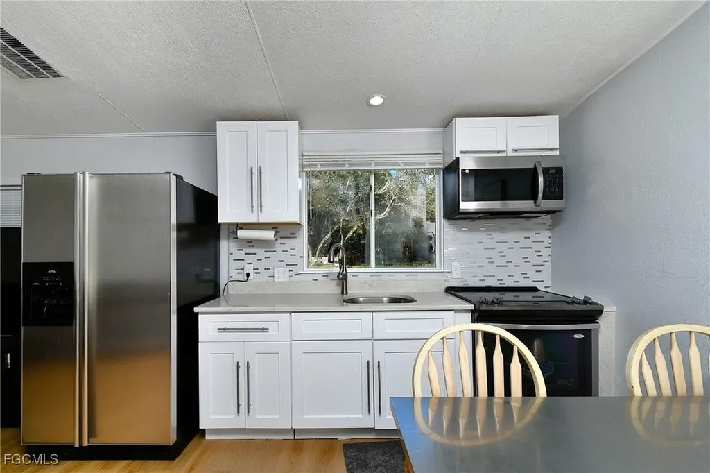 22950 Tinas Lane Fort Myers FL 33913