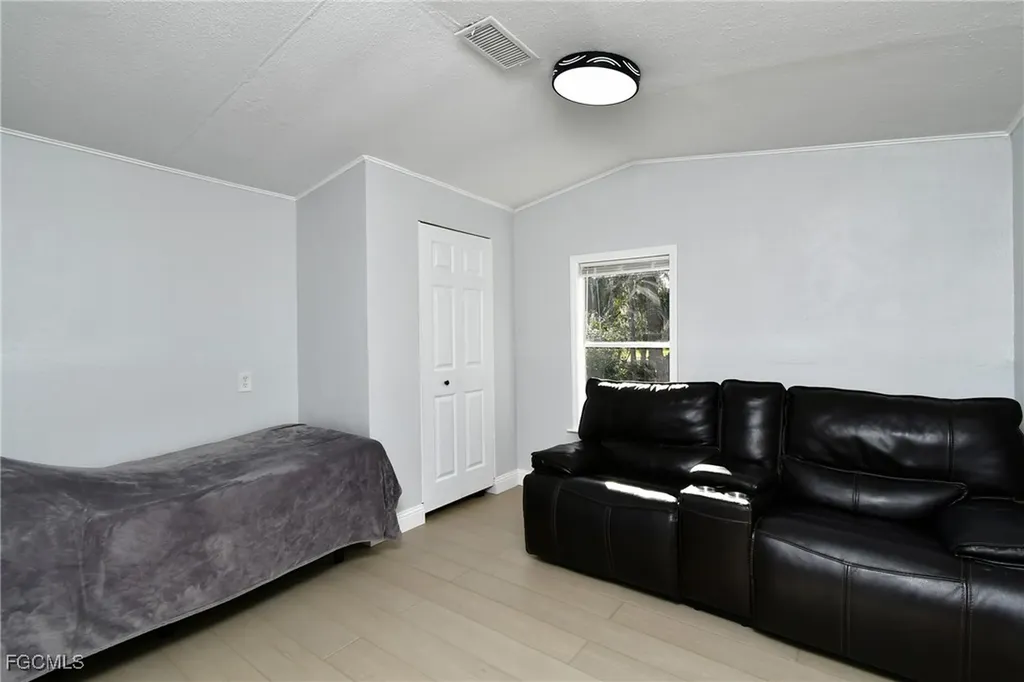 22950 Tinas Lane Fort Myers FL 33913