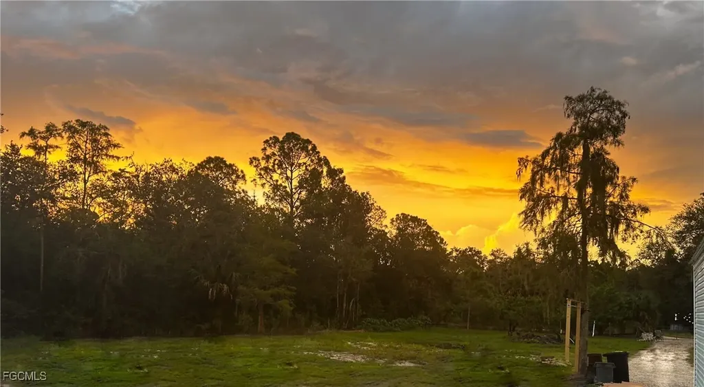 22950 Tinas Lane Fort Myers FL 33913