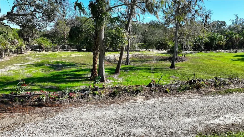 22950 Tinas Lane Fort Myers FL 33913