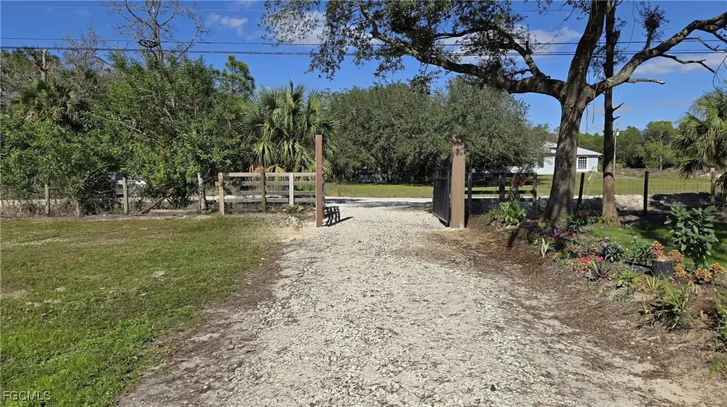 22950 Tinas Lane Fort Myers FL 33913