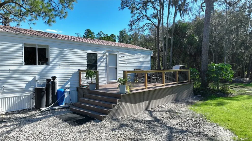 22950 Tinas Lane Fort Myers FL 33913