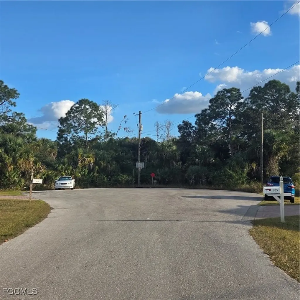 623 Lionel Court Lehigh Acres FL 33972