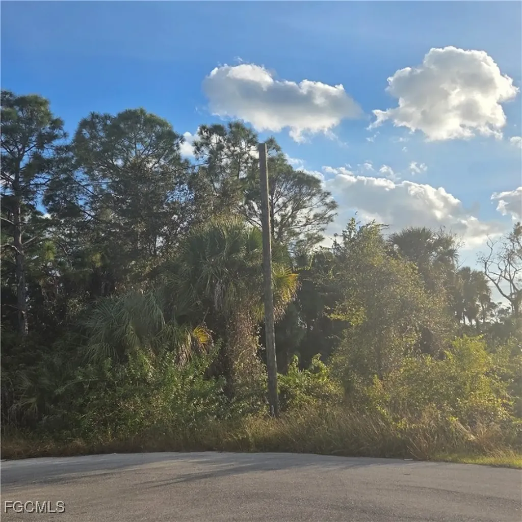 623 Lionel Court Lehigh Acres FL 33972