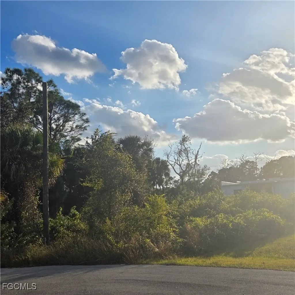 623 Lionel Court Lehigh Acres FL 33972