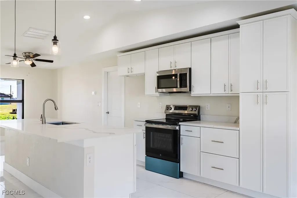 310 NW 16th Place Cape Coral FL 33993