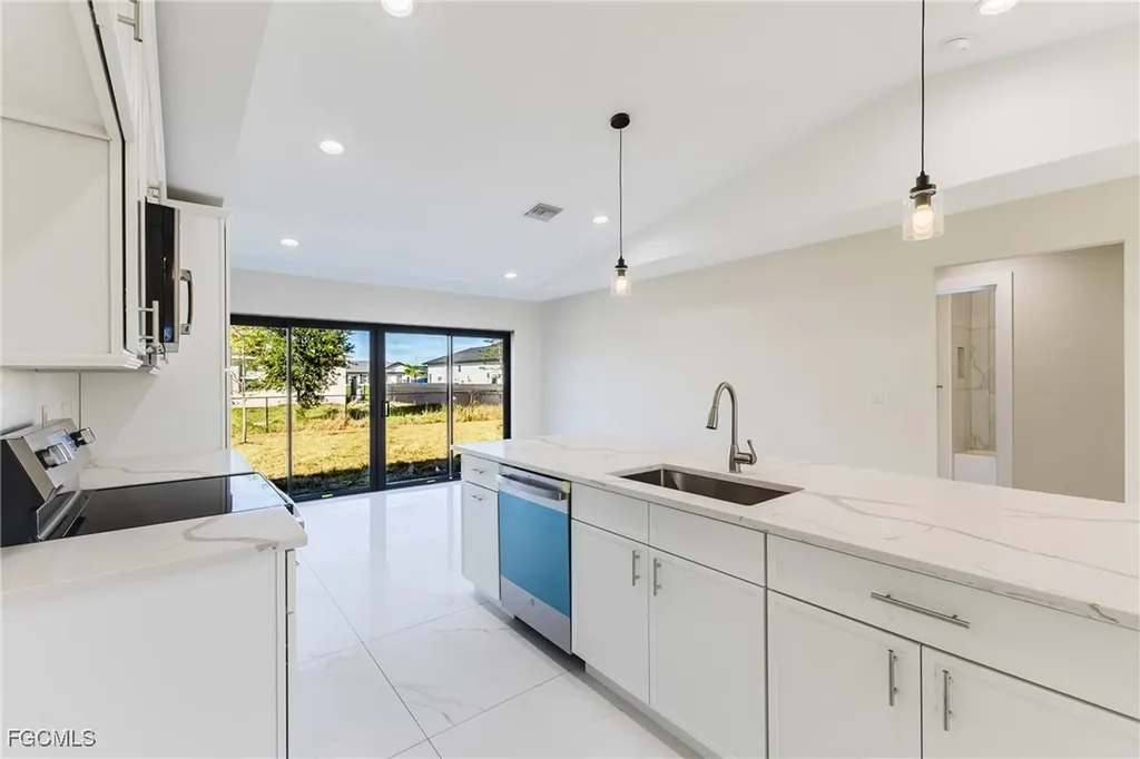 310 NW 16th Place Cape Coral FL 33993