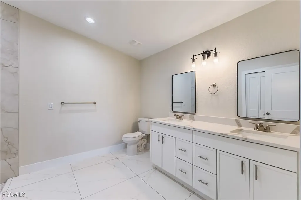 310 NW 16th Place Cape Coral FL 33993