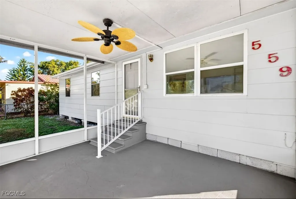 559 Clark Street North Fort Myers FL 33903