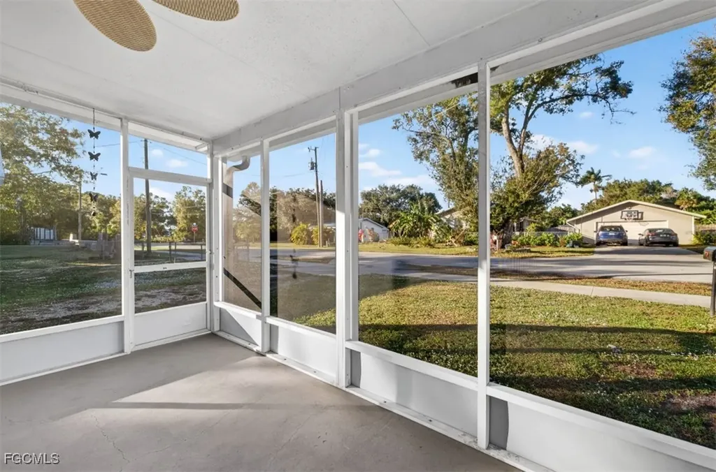 559 Clark Street North Fort Myers FL 33903