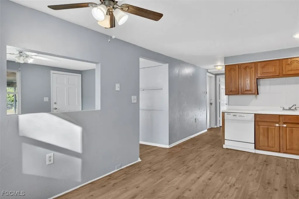 559 Clark Street North Fort Myers FL 33903
