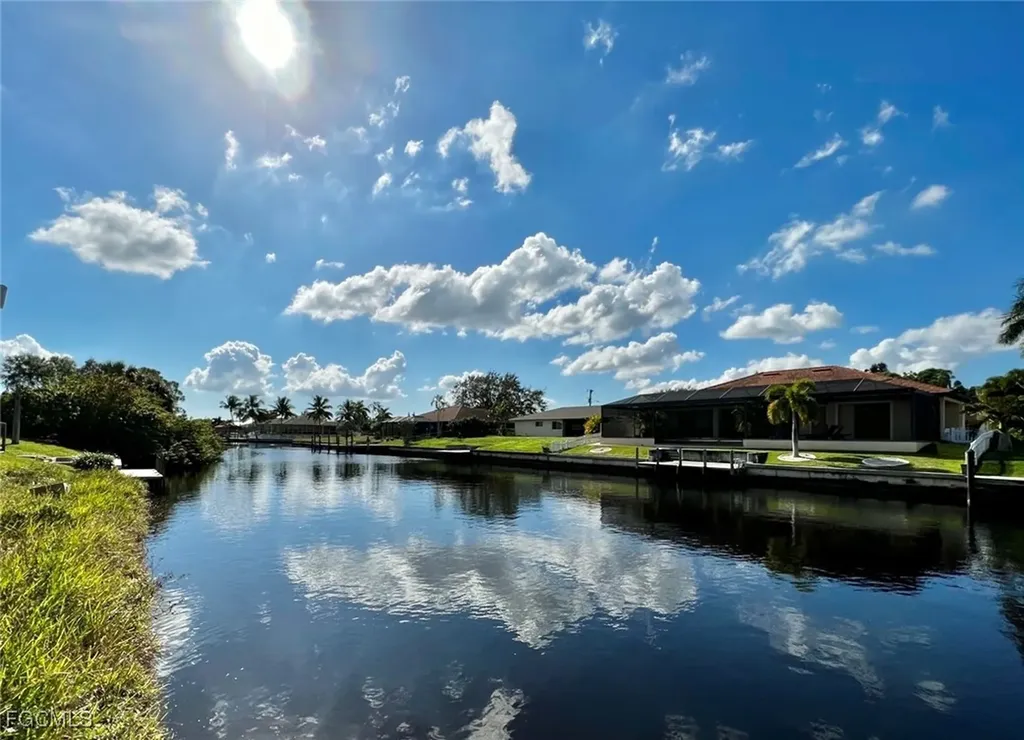 4208 SW 5th Avenue Cape Coral FL 33914