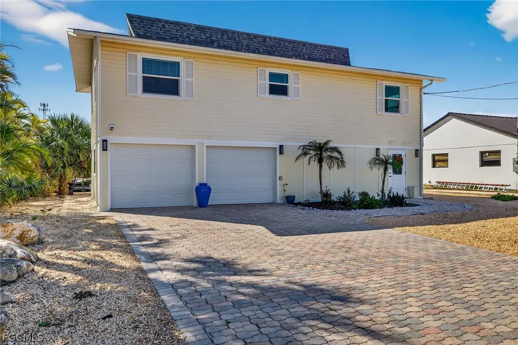 230 Donora Boulevard Fort Myers Beach FL 33931