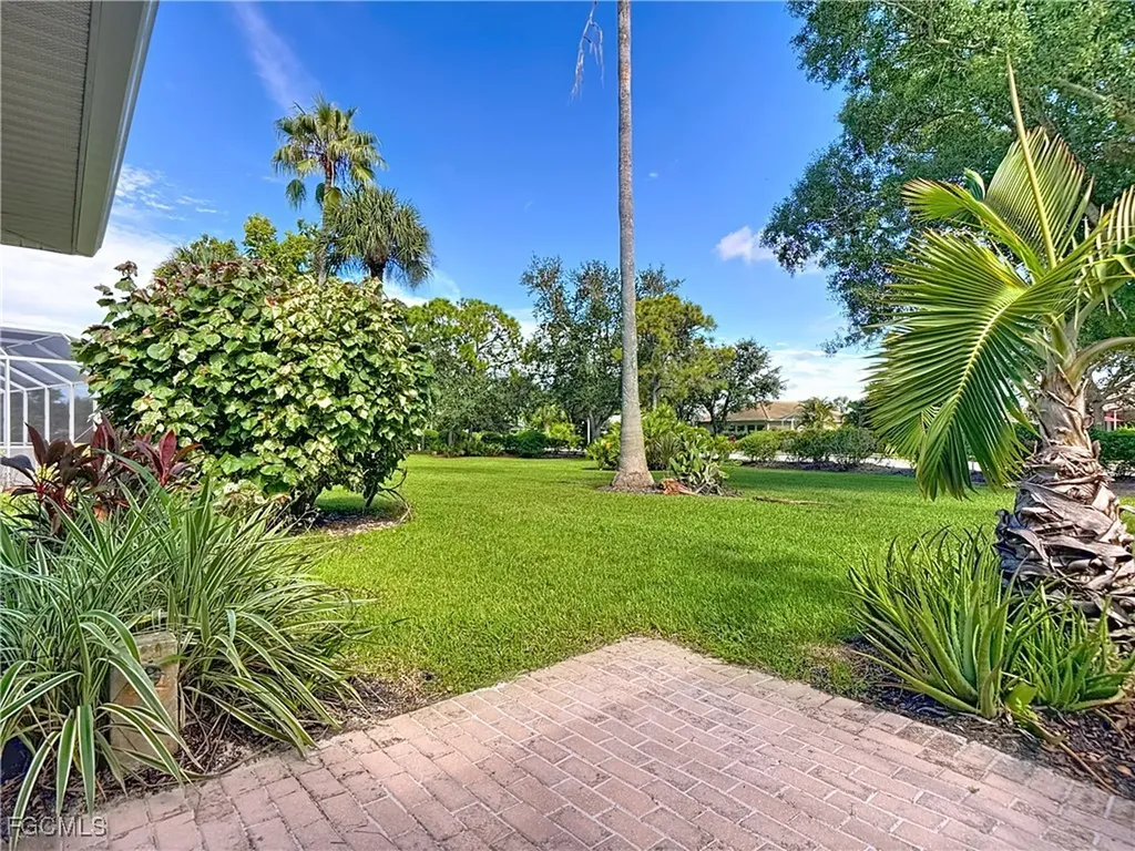 1851 Corona Del Sire Drive North Fort Myers FL 33917