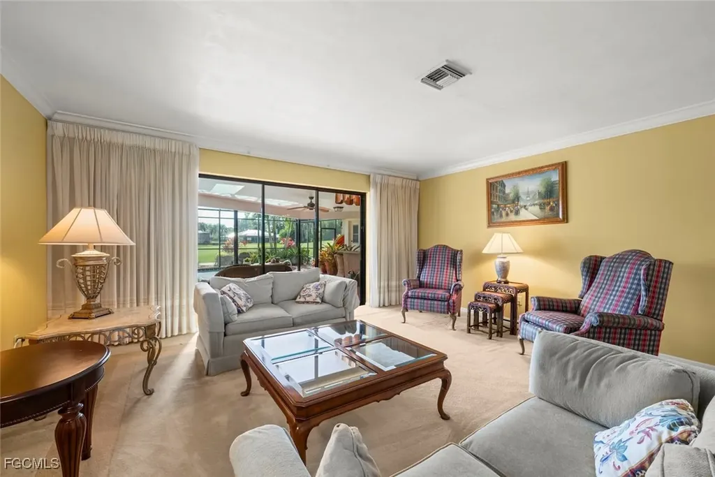 8200 Glenfinnan Circle Fort Myers FL 33912