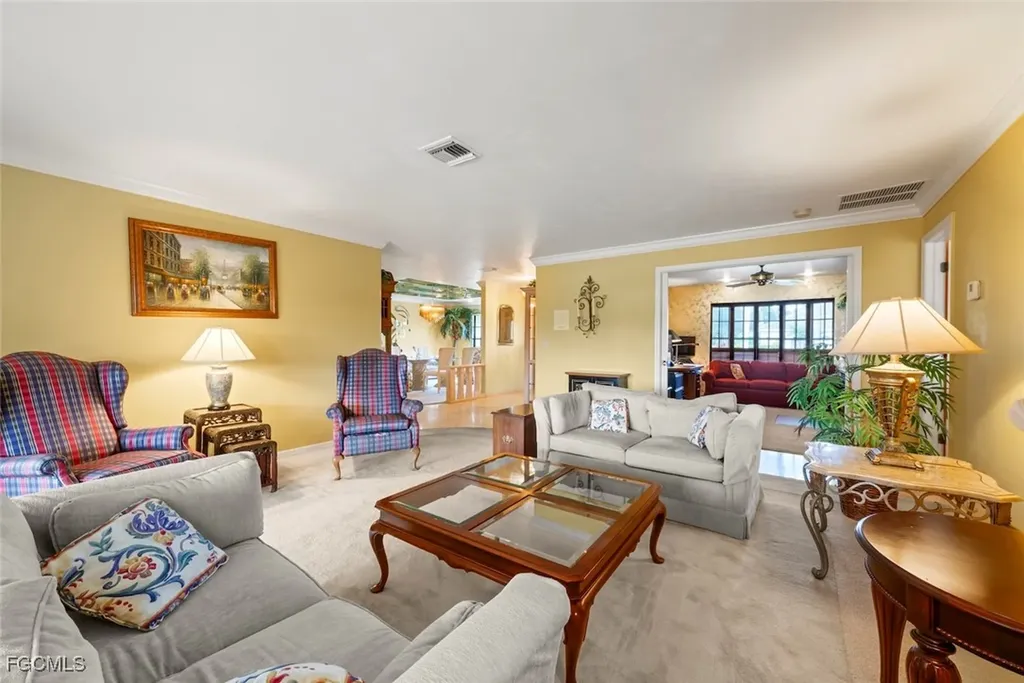 8200 Glenfinnan Circle Fort Myers FL 33912