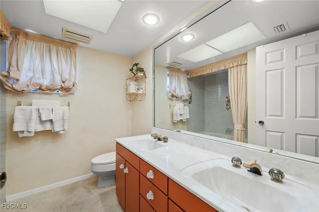 8200 Glenfinnan Circle Fort Myers FL 33912