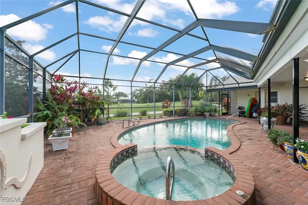 8200 Glenfinnan Circle Fort Myers FL 33912