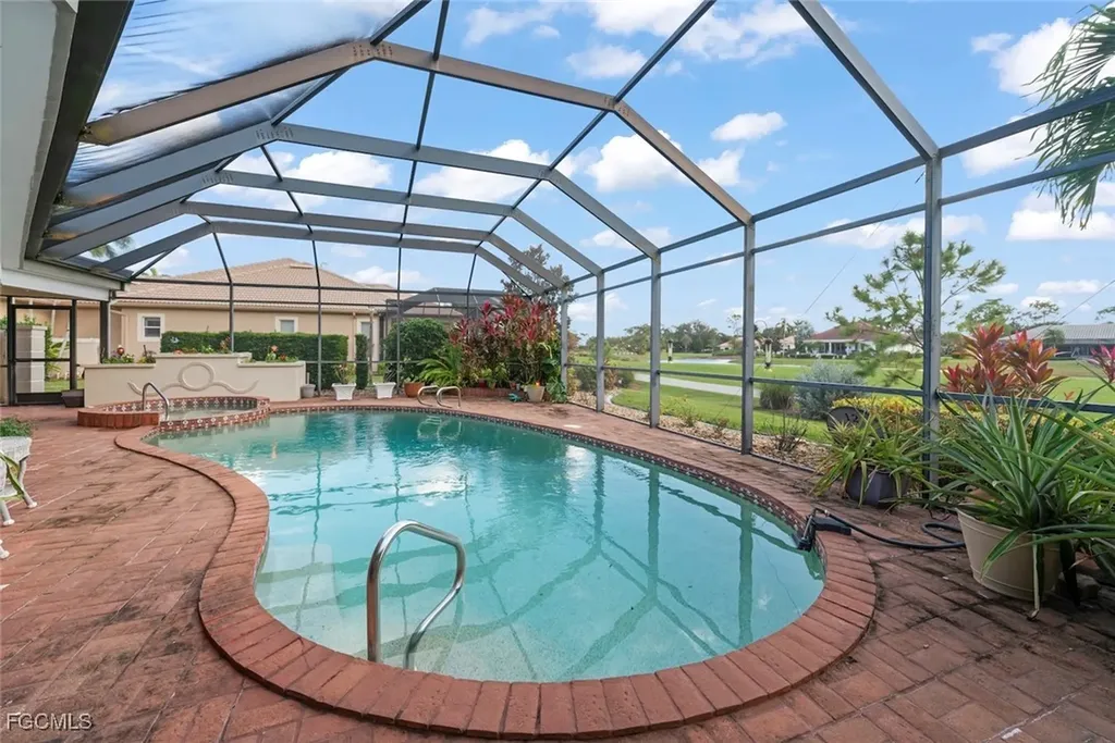 8200 Glenfinnan Circle Fort Myers FL 33912