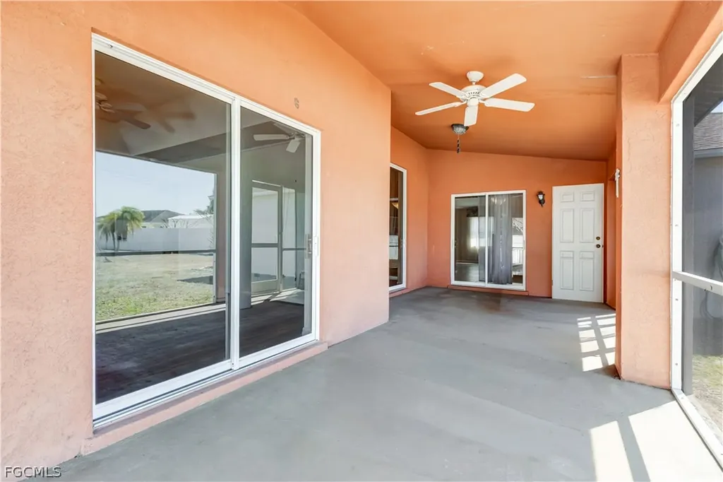 3908 SE 2nd Avenue Cape Coral FL 33904