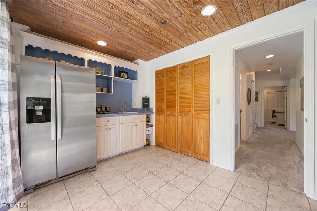 19650 N River Road Alva FL 33920