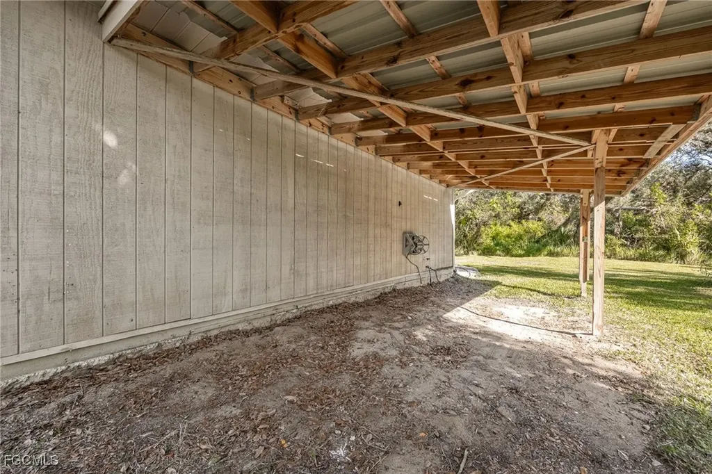 19650 N River Road Alva FL 33920