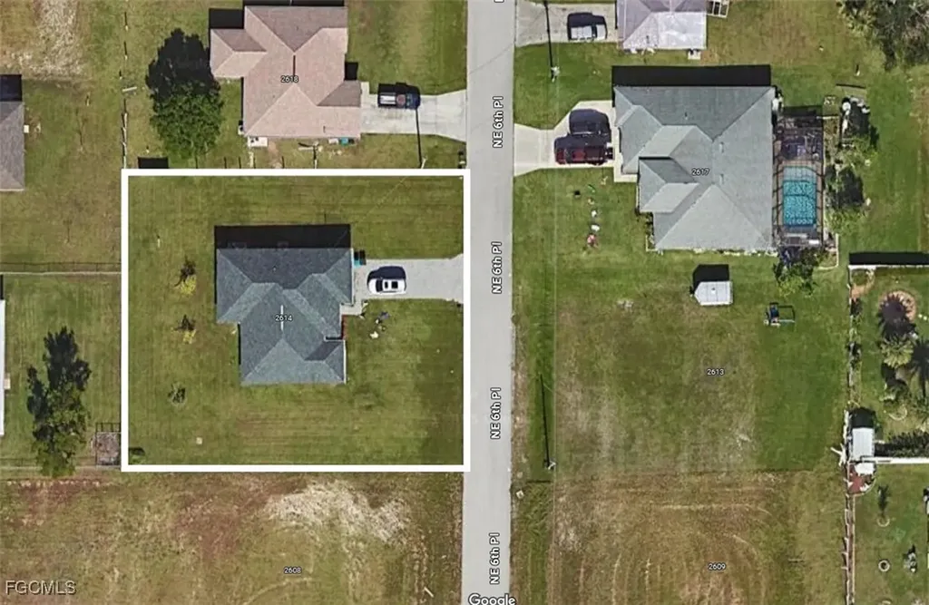 2614 NE 6th Place Cape Coral FL 33909