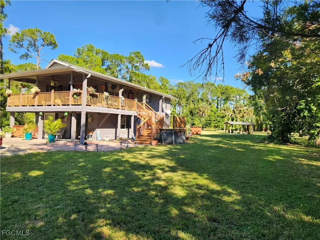 820 3rd Street SW Naples FL 34117
