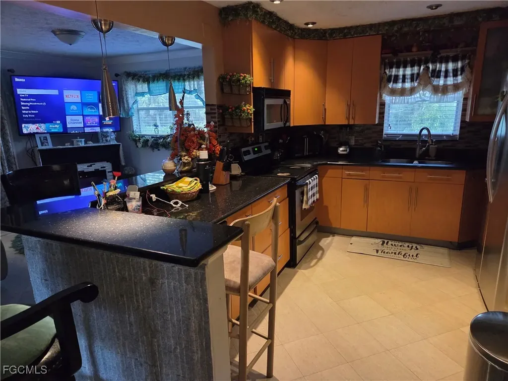 820 3rd Street SW Naples FL 34117