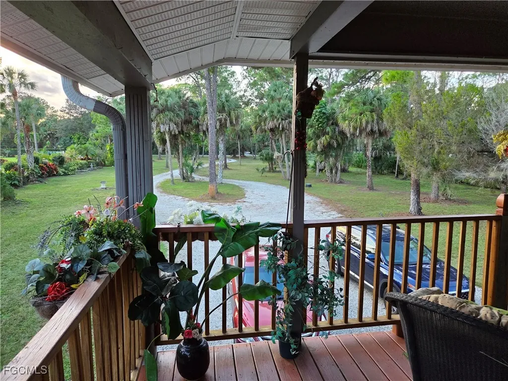 820 3rd Street SW Naples FL 34117
