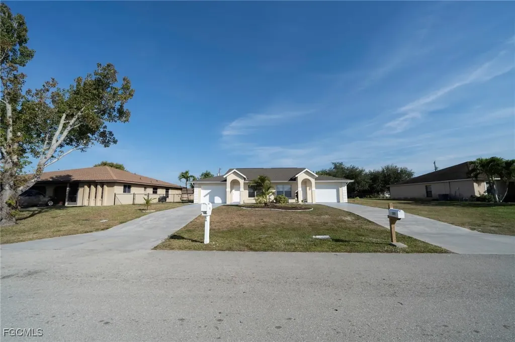 105-107 SE 23rd Place Cape Coral FL 33990