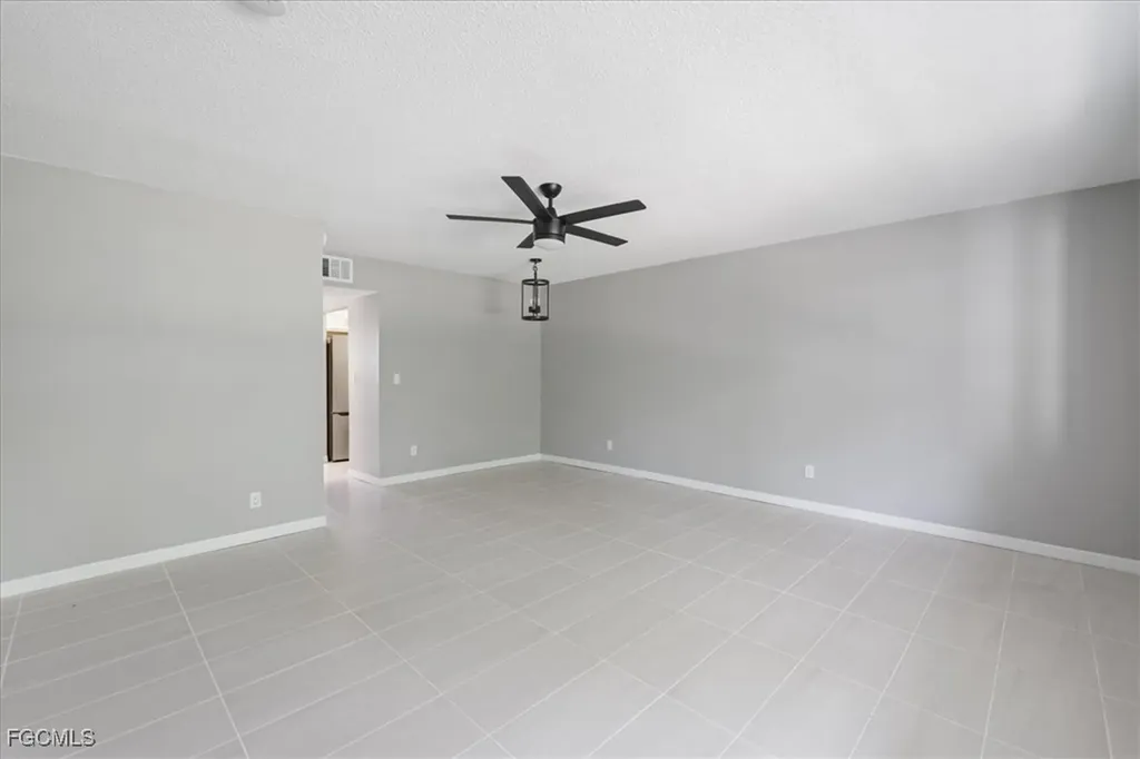 3225 E Riverside Drive Fort Myers FL 33905