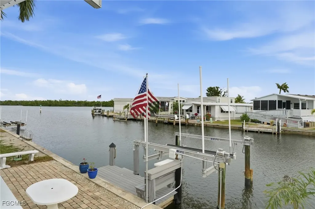 4 Galleon Way Fort Myers Beach FL 33931