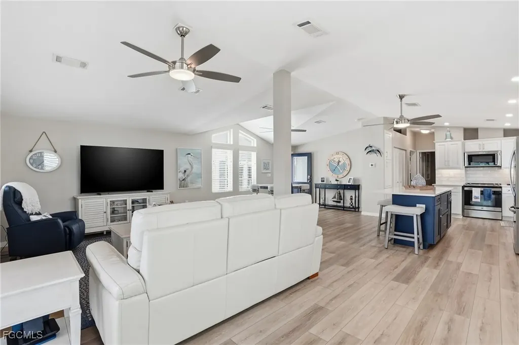 4 Galleon Way Fort Myers Beach FL 33931