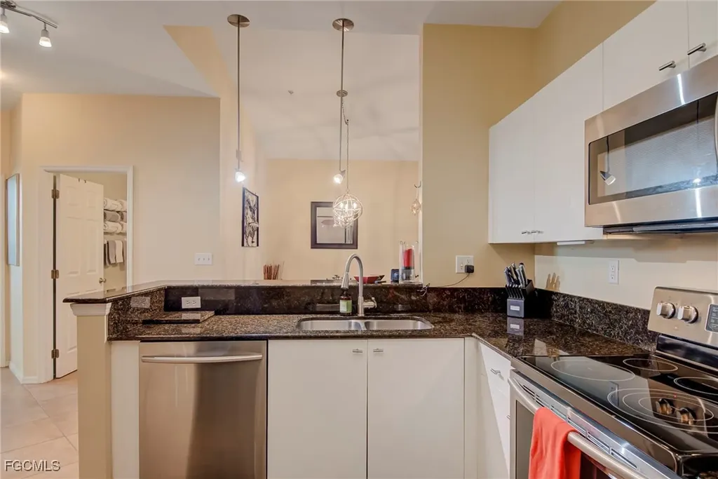 15440 Bellamar Circle Fort Myers FL 33908