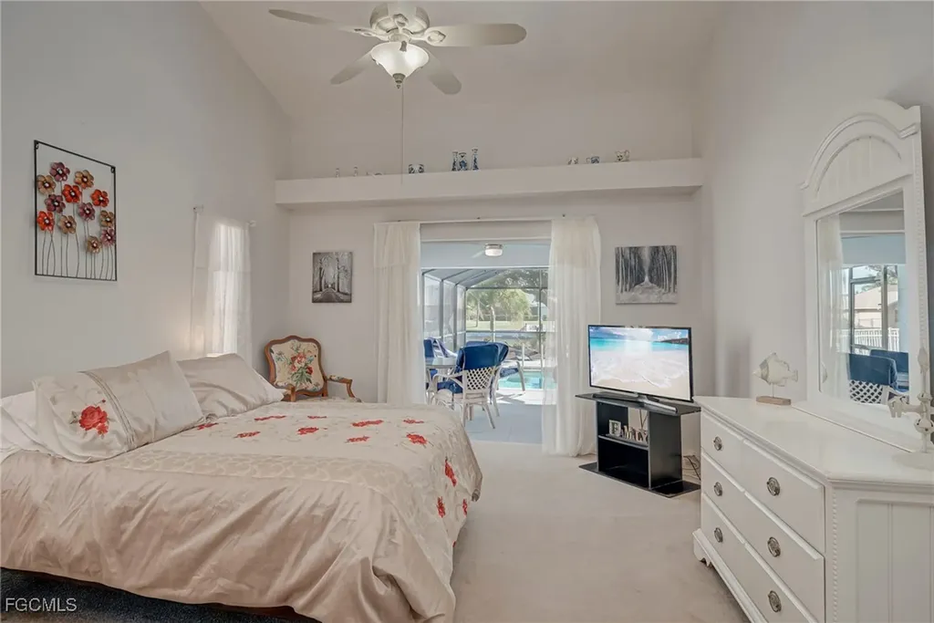 2121 SE 5th Court Cape Coral FL 33990
