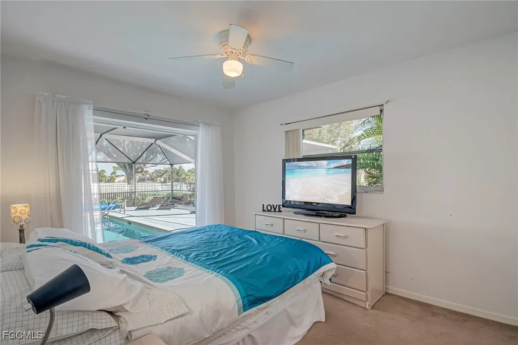 2121 SE 5th Court Cape Coral FL 33990