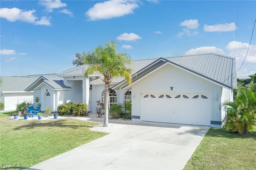 2121 SE 5th Court Cape Coral FL 33990