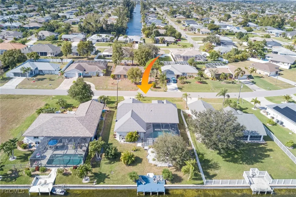 2121 SE 5th Court Cape Coral FL 33990
