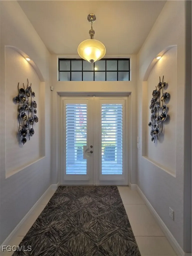 1255 NW 38th Avenue Cape Coral FL 33993