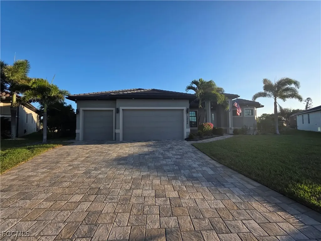 1255 NW 38th Avenue Cape Coral FL 33993