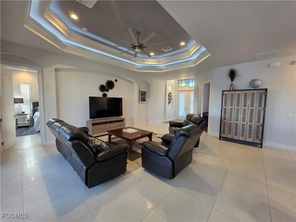 1255 NW 38th Avenue Cape Coral FL 33993